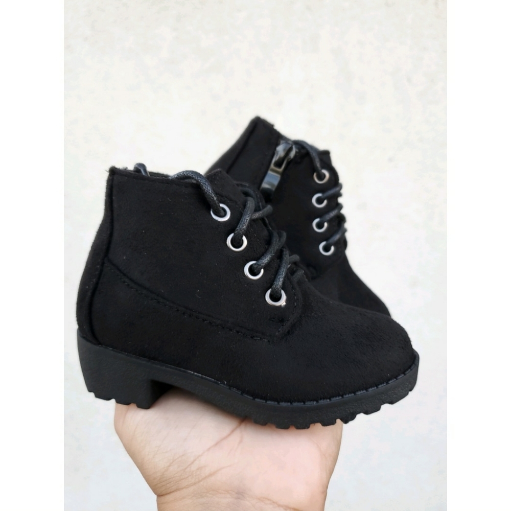 Toddler Booties - Picture 2 of 3